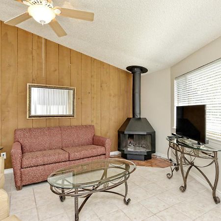 Lake Travis Bungalow Casita Golden Rod #2 레이크웨이 외부 사진