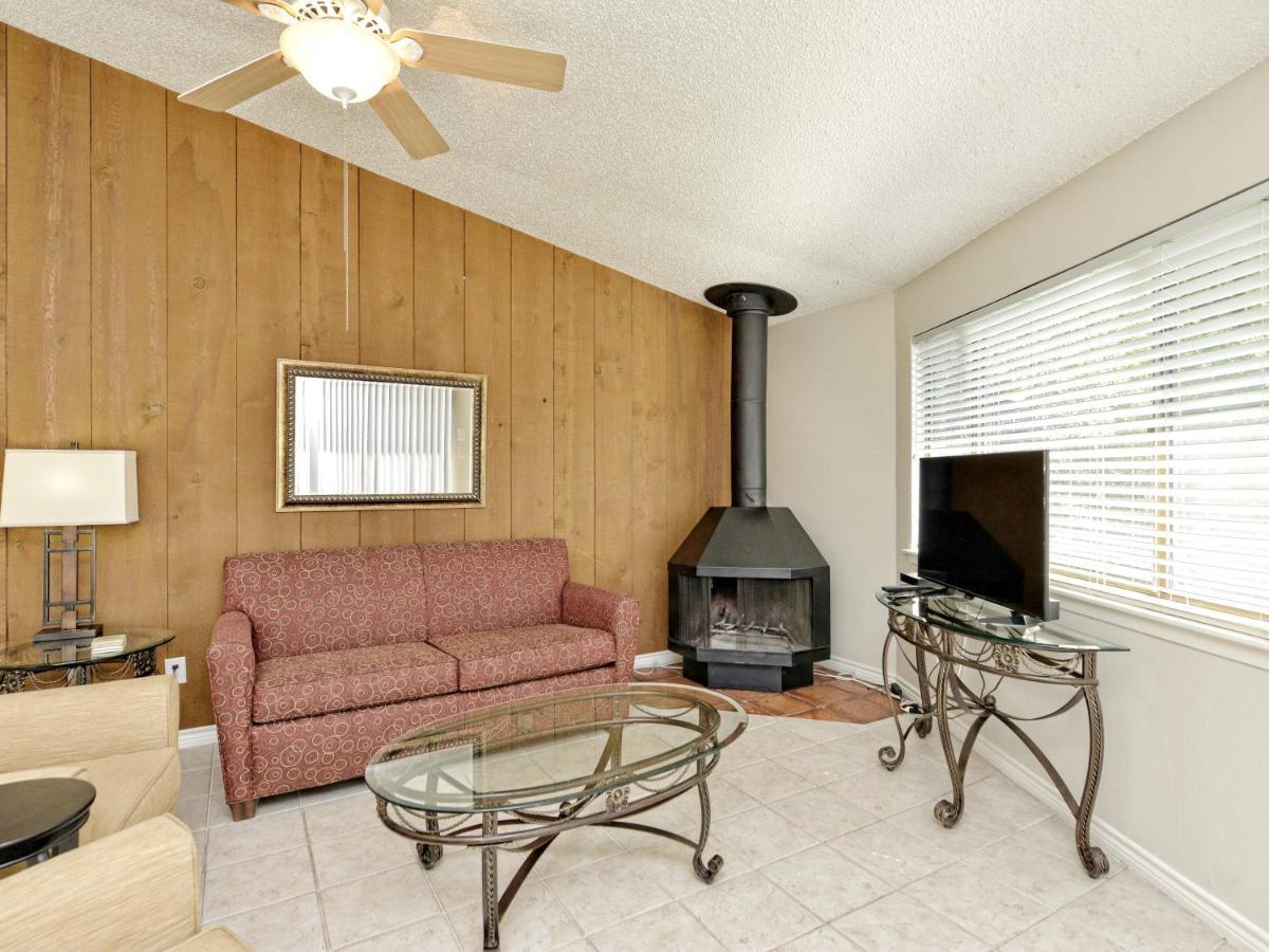 Lake Travis Bungalow Casita Golden Rod #2 레이크웨이 외부 사진